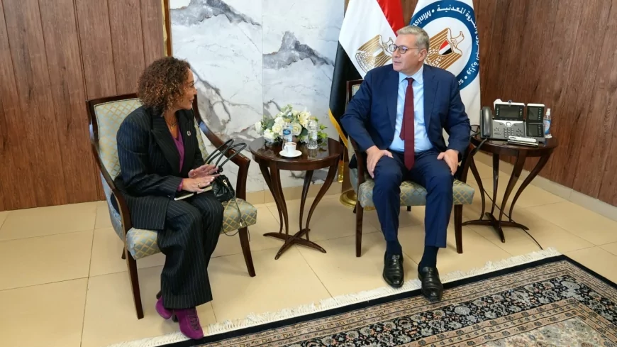 وزير البترول والثروة المعدنية يبحث مع فالكو الأمريكية خطط التوسع واستخدام الطاقة المتجددة في حقولها بمصر