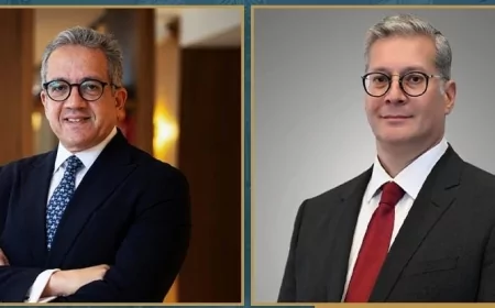 وزير البترول والثروة المعدنية يهنئ د.خالد العناني بفوزه التاريخي بمنصب مدير عام اليونسكو