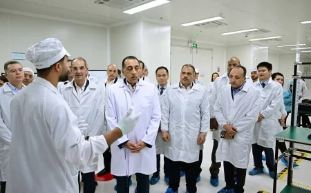رئيس الوزراء يفتتح مصنع "أوبو" في العاشر من رمضان