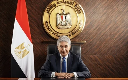 شريف فتحي يستقبل سفير طاجيكستان بالقاهرة لبحث تعزيز التعاون في السياحة والآثار