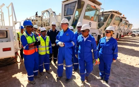 وزير البترول يتفقد انطلاق أعمال المسح السيزمي غرب أسيوط