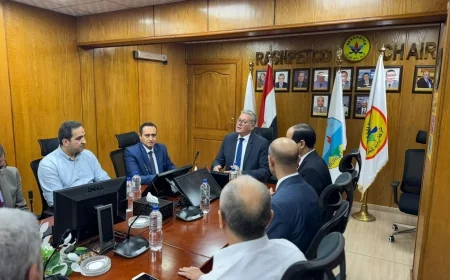 وزير البترول والثروة المعدنية في زيارة مفاجئة لشركة رشيد للبترول .. ويستمع لآراء ومقترحات القيادات التنفيذية