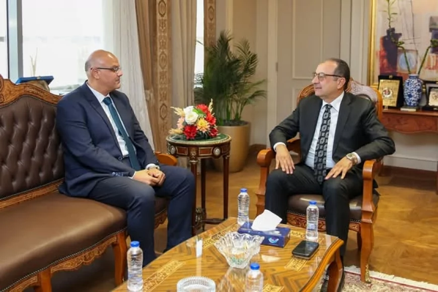 وزير قطاع الأعمال العام ومحافظ القليوبية يبحثان تعظيم الاستفادة من الأصول لتحقيق التنمية المتوازنة