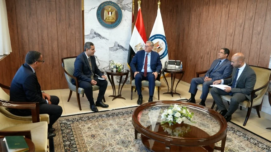 وزير البترول يبحث مع مؤسسة التمويل الأفريقية تعزيز التعاون وتمويل مشروعات التكرير والتعدين