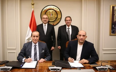 وزير قطاع الأعمال العام يشهد توقيع اتفاق تكميلي لعقود تطوير "مجاويش" بالغردقة .. ونستهدف تعظيم عوائد "مصر للسياحة "ودعم القطاع السياحي