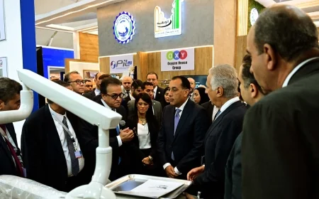 خلال فاعليات مؤتمر PHDC’25.. رئيس الوزراء يتفقد معرض "سمارت ديجيتال هيلث جيت"