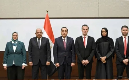 مصر توقع اتفاقية مع شركة إماراتية لتنفيذ الدراسات النهائية لمشروع الربط الكهربائي مع أوروبا عبر إيطاليا