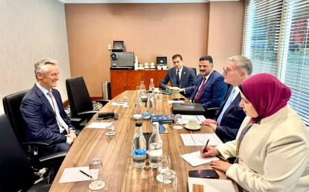 وزير البترول والثروة المعدنية يعقد لقاءً مع شركة أرجوناوت لتعزيز التعاون الاستثماري في قطاع التعدين