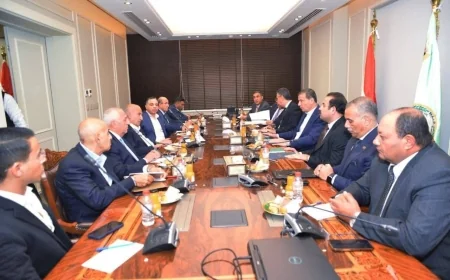 ​اجتماع ثلاثي رفيع المستوى لمناقشة دعم صناعة الدواجن وخفض الاستيراد