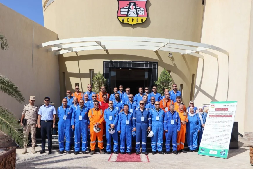 قطاع البترول ينفذ بنجاح المناورة السنوية لمكافحة التلوث البحري بميناء الحمراء