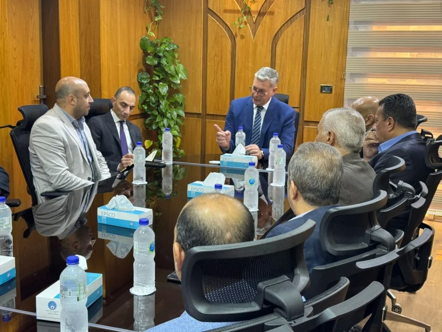 وزير البترول والثروة المعدنية يجري زيارة مفاجئة لشركة أبسكو لمتابعة سير العمل ودعم تنفيذ الأنشطة