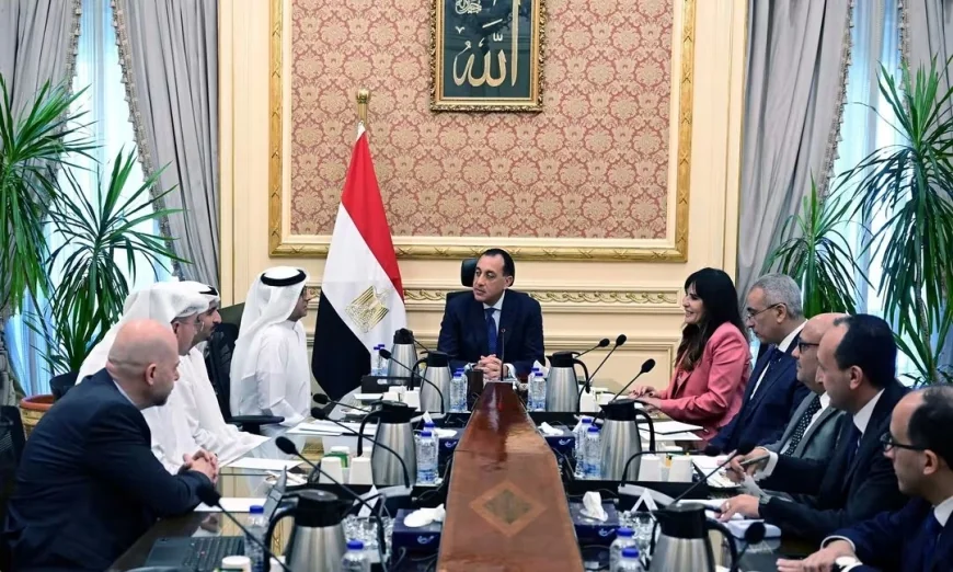 رئيس الوزراء يتابع مستجدات تنفيذ مشروع مدينة "رأس الحكمة" بالساحل الشمالي