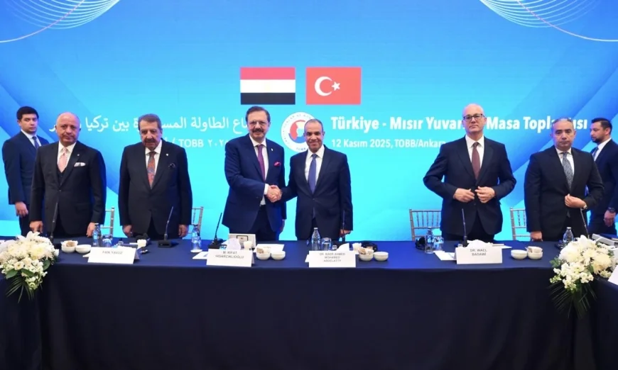 وزير الخارجية المصري يبحث تعزيز التعاون الاقتصادي مع قيادات "TOBB" في أنقرة