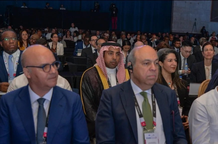 وزير الطيران المدني يشارك في مؤتمر النقل الجوي الدولي بجمهورية الدومينيكان لتعزيز التعاون بين التجمعات الإقليمية للطيران