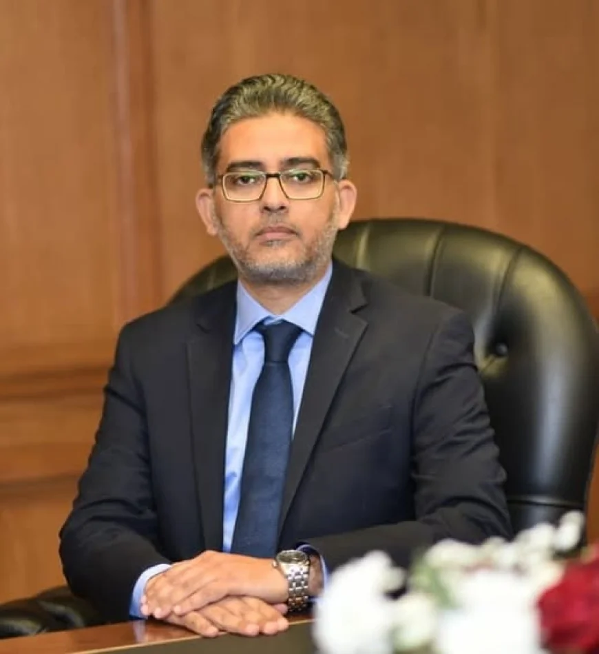 رئيس الوزراء يُصدر قراراً بتعيين الدكتور أحمد عبد العزيز نائباً لرئيس هيئة الرقابة المالية