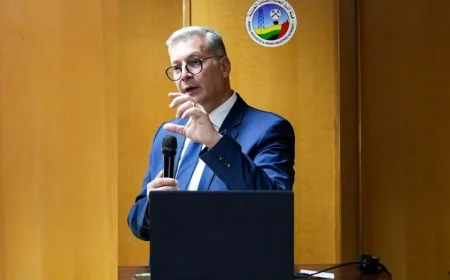 في إطار التواصل المستمر.. وزير البترول يلتقي كوادر هيئة الثروة المعدنية والصناعات التعدينية