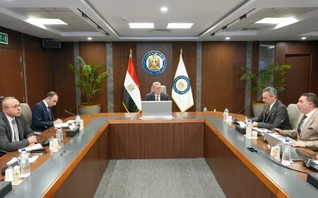 من خلال شركة السهام.. وزير البترول والثروة المعدنية يبحث تطوير آلية تدريب جميع سائقي نقل المنتجات البترولية