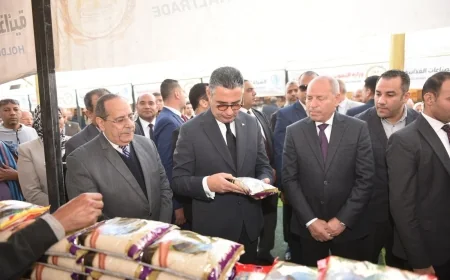 وزير التموين ومحافظ القاهرة يفتتحان سوق «اليوم الواحد» بالمرج لتوفير السلع بأسعار مخفضة