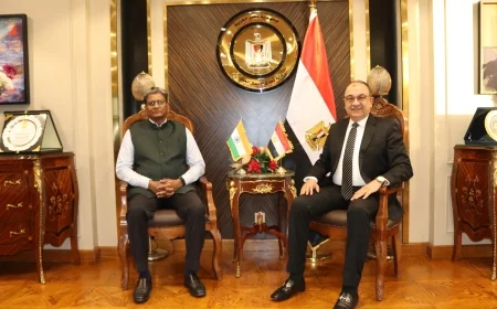 وزير قطاع الأعمال العام يستقبل سفير الهند بالقاهرة والرئيس التنفيذي لشركة الفنادق الهندية المحدودة لبحث تعزيز التعاون وفرص الاستثمار