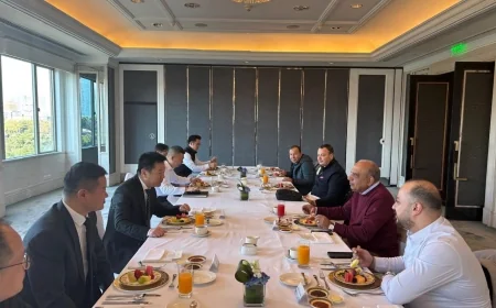 وزير الكهرباء والطاقة المتجددة يبحث مع مجموعة شركات  توطين صناعة المهمات الكهربائية وحلول الطاقة الشمسية