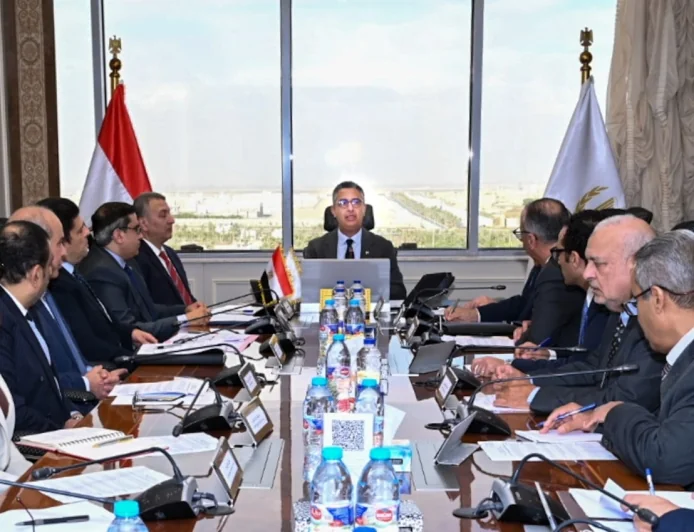 وزير التموين يترأس اجتماع اللجنة العليا للمطاحن لمتابعة انتظام منظومة الطحن وجودة الدقيق