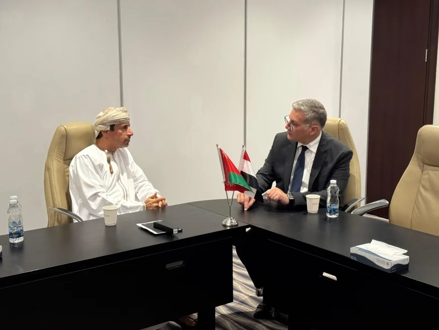 وزير البترول والثروة المعدنية يبحث مع نظيره العمانى زيادة حجم اعمال الشركات المصرية في السوق العمانية
