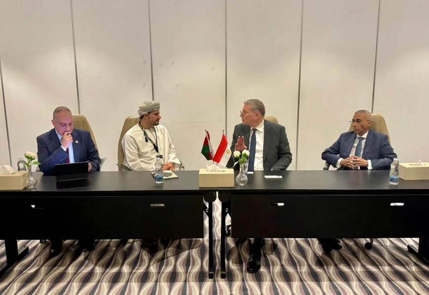 وزير البترول والثروة المعدنية يبحث مع اوكيو العمانية مساهمة بتروجت في تنفيذ مشروع نقل الغاز الطبيعي بسلطنة عُمان بقيمة 273 مليون دولار