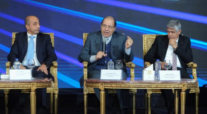 الجامعات تقود التحول إلى الطاقة النظيفة..  رؤساء الجامعات: ضرورة ربط البحث العلمي بالصناعة لتطوير قطاع الطاقة