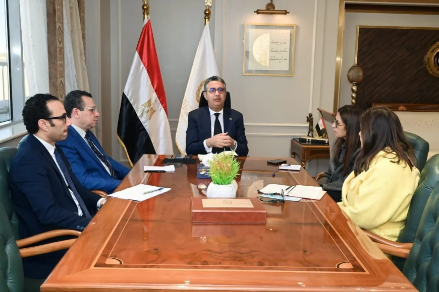 وزير التموين والتجارة الداخلية  يبحث مع مدير عام شركة IBM مصر  آليات التعاون في مشروعات التحول الرقمي