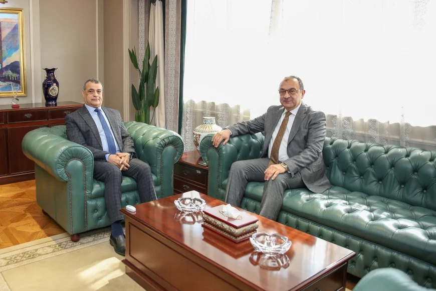 وزيرا قطاع الأعمال العام والإنتاج الحربي يبحثان تعزيز التعاون لتعظيم الاستفادة من القدرات الصناعية الوطنية