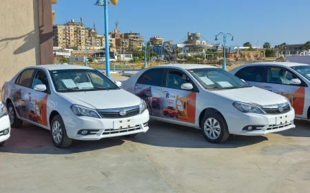 بالصور.. «التعاون للبترول» تعزز دورها المجتمعي بالسويس عبر دعم تاكسيات تحمل إعلانات منتجاتها