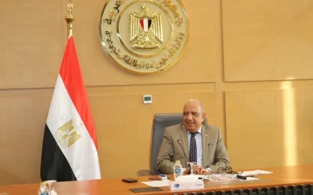 وزير الكهرباء يتابع تنفيذ مشروعات الطاقات المتجددة وتخزين الطاقة وخطط دعم الشبكة الموحدة