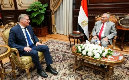 وزير البترول يهنئ رئيس مجلس الشيوخ ويؤكد تعزيز التعاون التشريعي لدعم الاستثمار بقطاع الطاقة