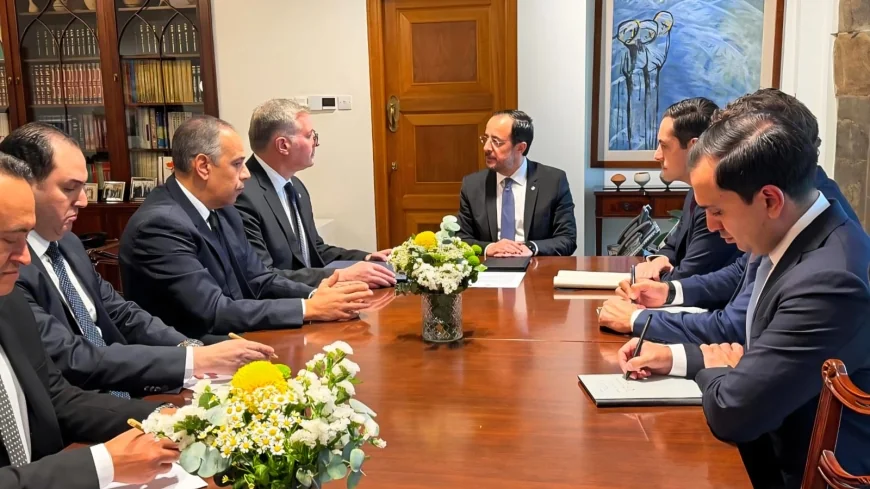 وزير البترول يلتقي رئيس قبرص في نيقوسيا لبحث تعزيز التعاون الإستراتيجي في الطاقة وربط حقول الغاز بالمنشآت المصرية