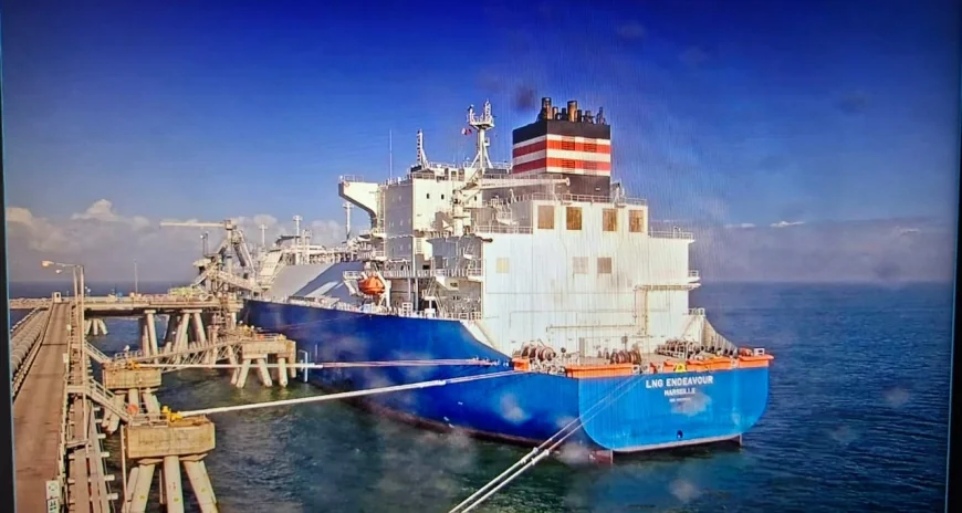 تصدير  شحنة غاز مسال جديدة من مجمع إدكو إلي كندا