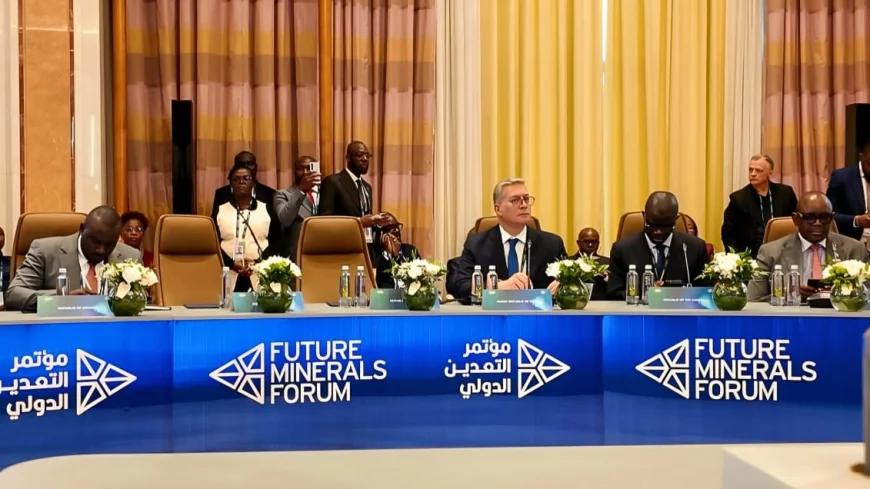 وزير البترول يشارك في مائدة مستديرة بالرياض لبحث آليات تمويل مبتكرة للبنية التحتية التعدينية في أفريقيا