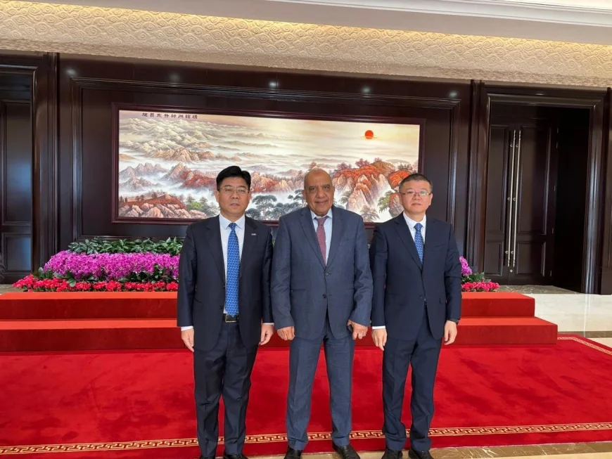 وزير الكهرباء يشهد توقيع مذكرة تفاهم لتوطين صناعة محولات الربط الكهربائي وبناء أول مصنع Inverters في مصر