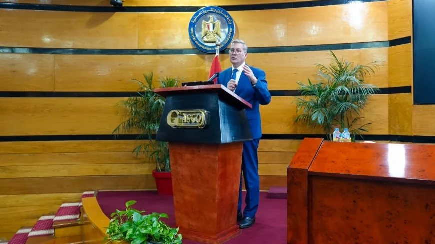 وزير البترول يستعرض خطط زيادة الإنتاج المحلي وتأمين احتياجات الغاز لصيف 2026 خلال لقائه الدوري بقيادات القطاع