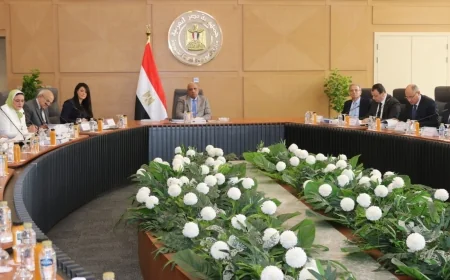 وزير الكهرباء يترأس الجمعية العامة لنقل الكهرباء ويؤكد تطوير الشبكة لاستيعاب الطاقات المتجددة