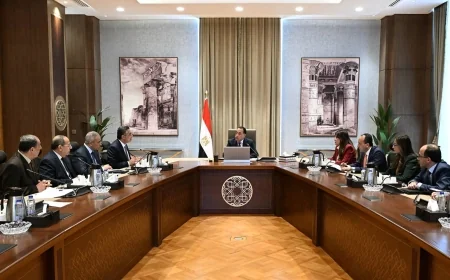 رئيس الوزراء يتابع خطط تطوير صناعة السكر وتعزيز المخزون السلعي استعدادًا لشهر رمضان