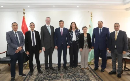 وزير الزراعة يبحث التعاون الزراعي مع وفد دنماركي لتعزيز الإنتاج الحيواني والطب البيطري