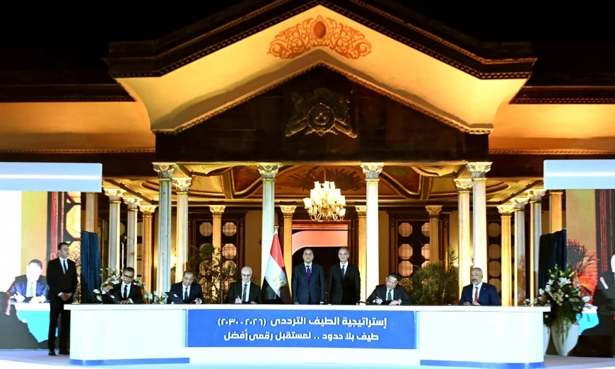 توقيع أكبر صفقة ترددات في تاريخ الاتصالات المحمولة بمصر بقيمة 3.5 مليار دولار