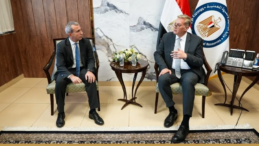 وزير البترول يتابع مع "إيني" الإيطالية خطط زيادة إنتاج الزيت وربط الحقول القبرصية