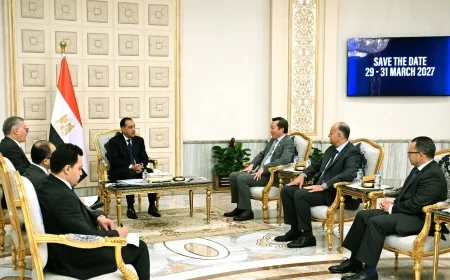 رئيس الوزراء يلتقي نائب الرئيس التنفيذي لشركة "بي بي" البريطانية لتعزيز استثمارات الغاز  بمصر