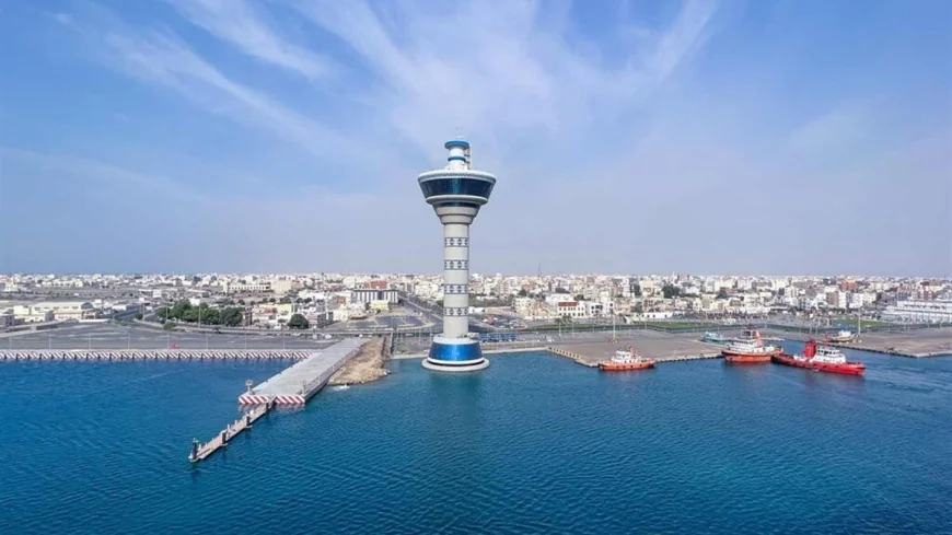 بعد استعداد مصر لنقل النفط السعودي عبر «سوميد».. أرامكو تبلغ المشترين تحميل الشحنات من ميناء ينبع