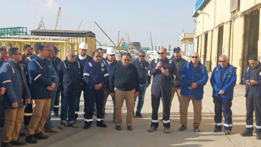 رئيس شركة عجيبة للبترول يتابع إجراءات السلامة والصحة المهنية خلال شهر رمضان