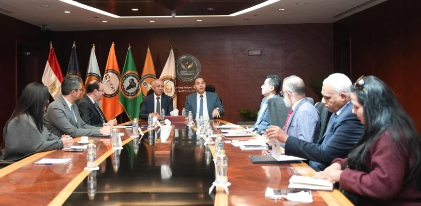 الرقابة المالية تعزز التعاون مع الأكاديمية العربية لتطوير المهارات والتحول الرقمي