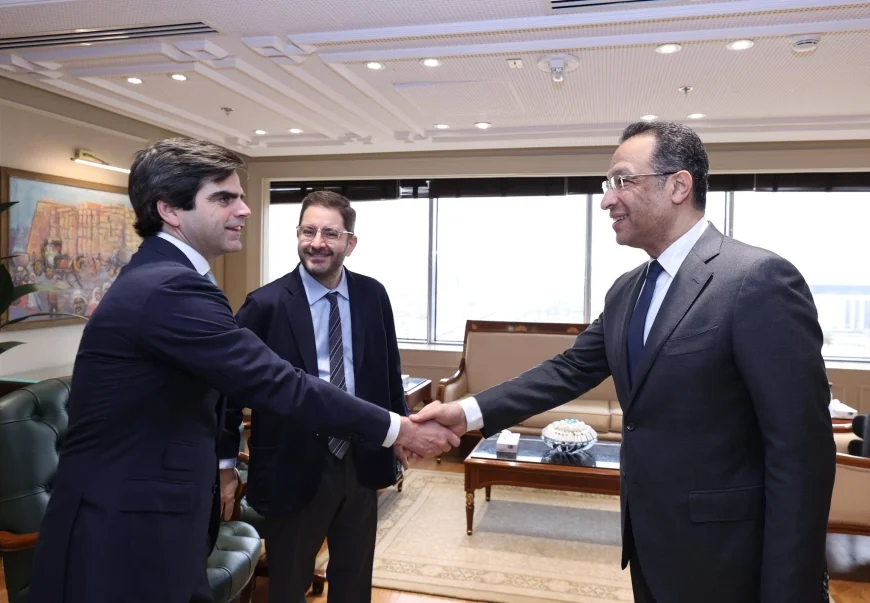 تعاون مرتقب بين الاتصالات وجامعة IE الإسبانية لتأهيل الشباب للتكنولوجيا المتقدمة