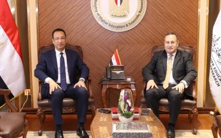 التعليم العالي والاتصالات يطلقان مرحلة جديدة للتحول الرقمي والذكاء الاصطناعي بالجامعات المصرية