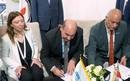 بحضور الرئيس التنفيذي لهيئة البترول.. «إيبروم» توقع وتجدد اتفاقيات تشغيل وصيانة مع شركات عالمية خلال EGYPES 2026